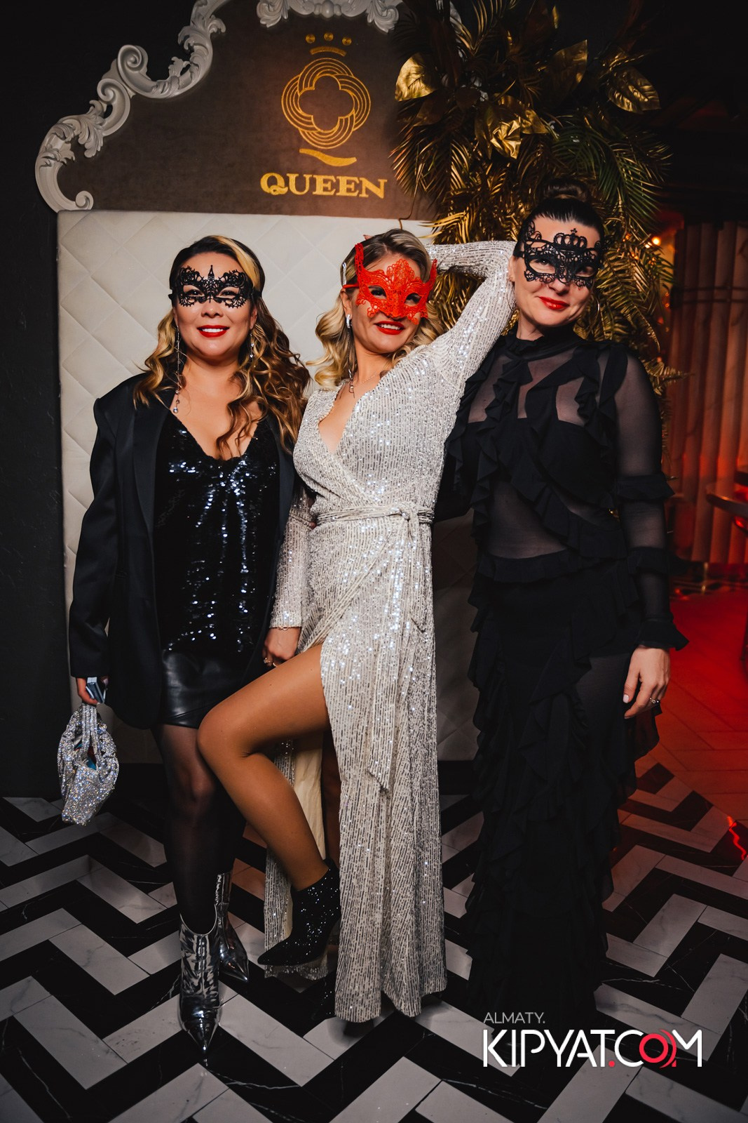 QUEEN. КИПЯТКОМ АЛМАТЫ!