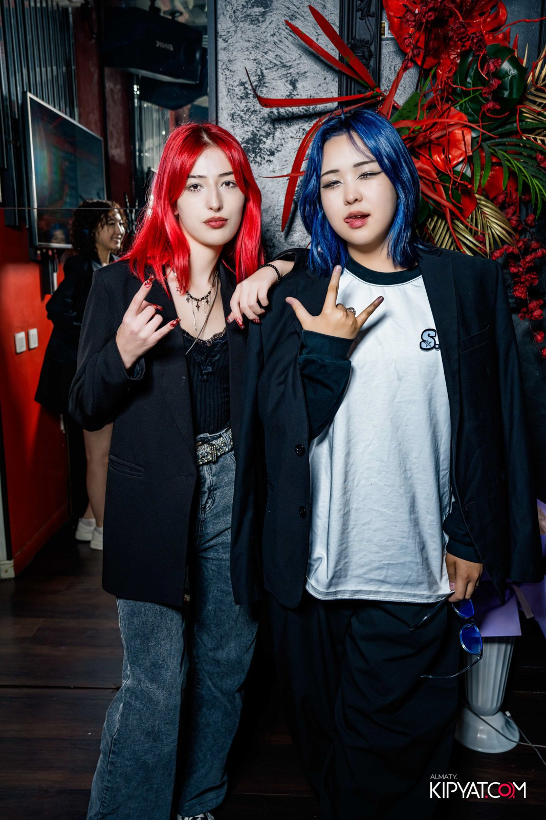 УХО И МЕДВЕДЬ НА САИНА. КИПЯТКОМ АЛМАТЫ!