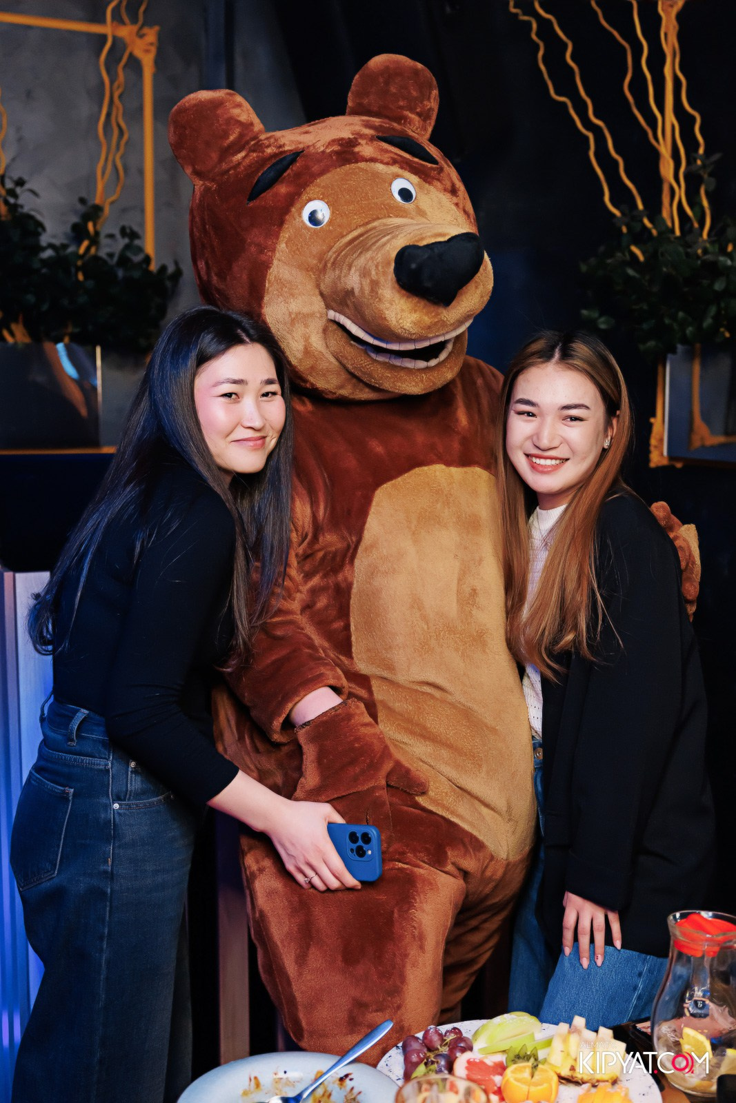 УХО И МЕДВЕДЬ НА ГАГАРИНА. КИПЯТКОМ АЛМАТЫ!