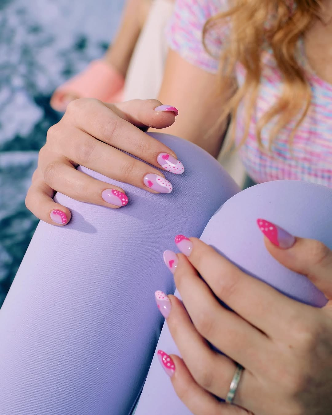 Коммерция. D