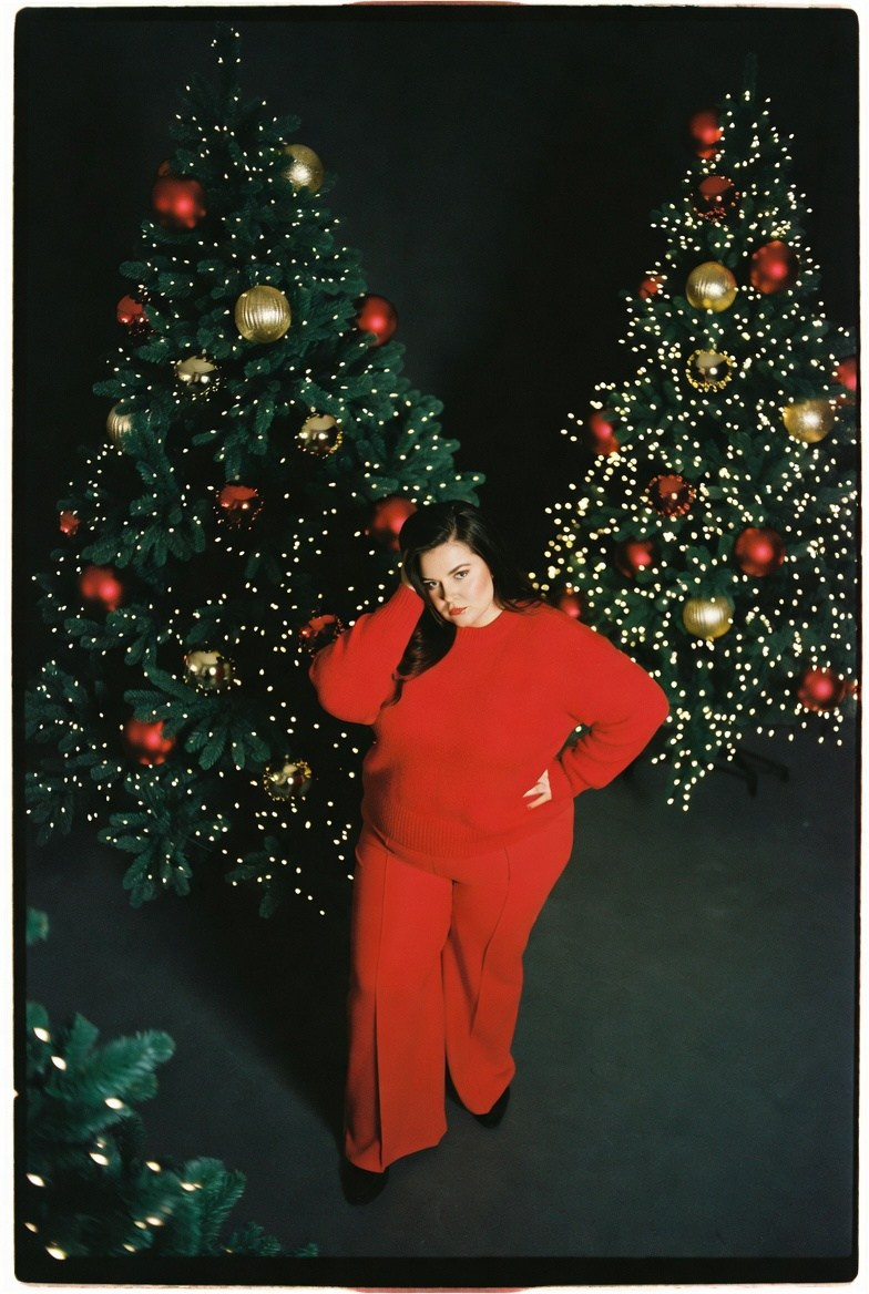 Плюс сайз в красном