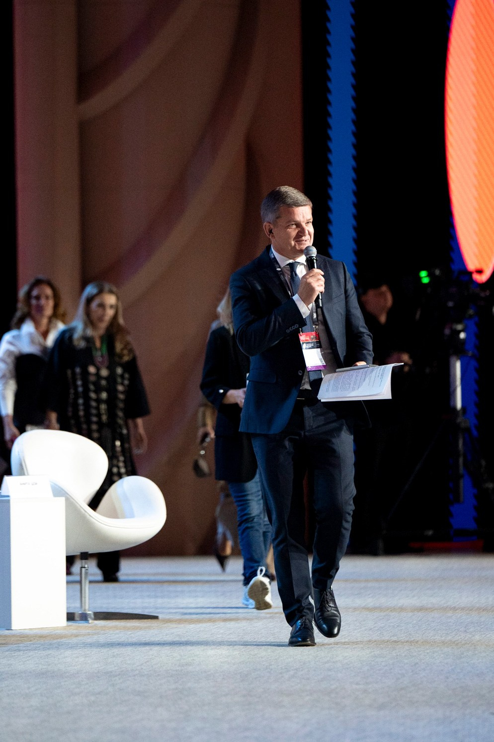 Российская креативная неделя. Фотограф для бизнеса Антон Горин