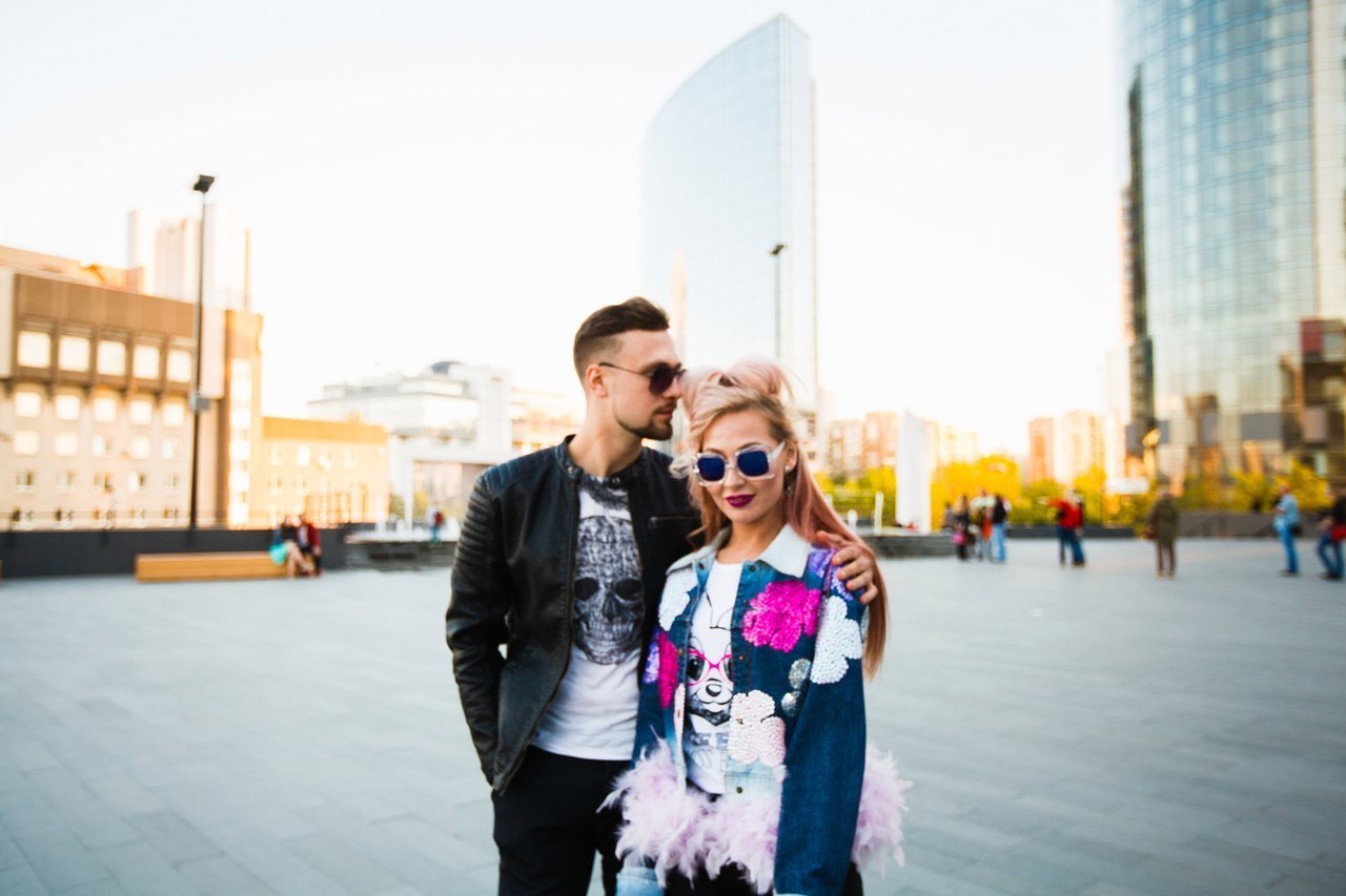 Необычная и стильная съемка лавстори. Фотограф Антон Матвеев. Свадебный фотограф в Москве | Антон Матвеев