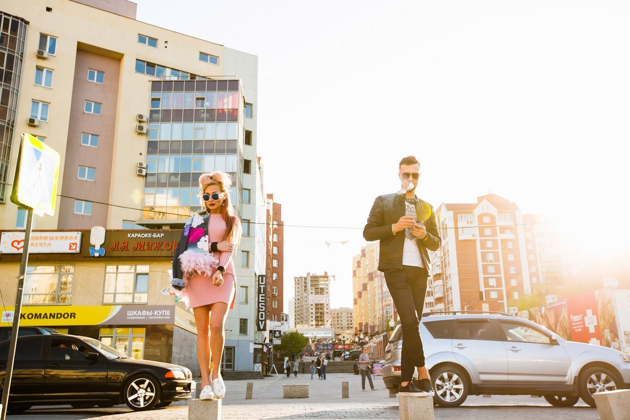 Необычная и стильная съемка лавстори. Фотограф Антон Матвеев. Свадебный фотограф в Москве | Антон Матвеев