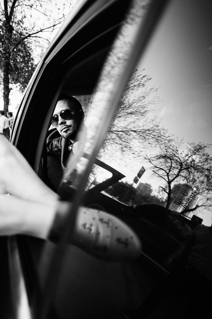 Необычная и стильная съемка лавстори. Фотограф Антон Матвеев. Свадебный фотограф в Москве | Антон Матвеев