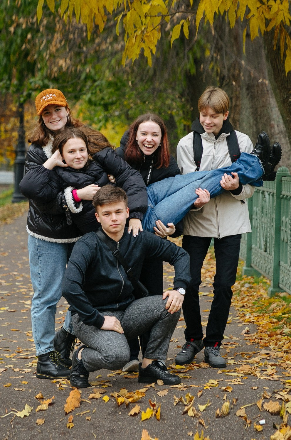 Фотопрогулка для школьного альбома, фотограф Денис Шмигирилов. Фотограф крещение венчание в Петербурге! Помогает подобрать храм и посоветовал душевного батюшку в СПб