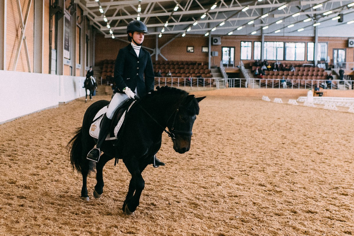 Выездка КСК «Дерби». Репортажный и семейный фотограф в Санкт-Петербурге Тарас Марченко