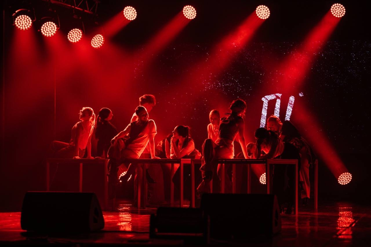 Закрытие Студенческой весны на Алтае «Феста 2025». Танцевальная шоу-группа «GRANAT»