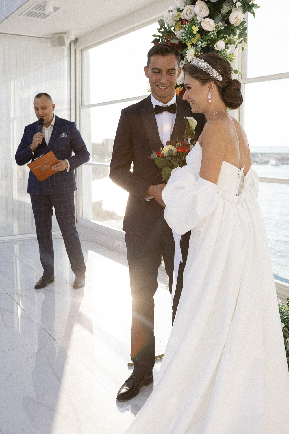 Свадебная фотосессия в Крыму — свадебные фотосессии в Севастополе Ялте. Свадебный фотограф, фотосъемка в Крыму, Севастополе, Симферополе, Ялте