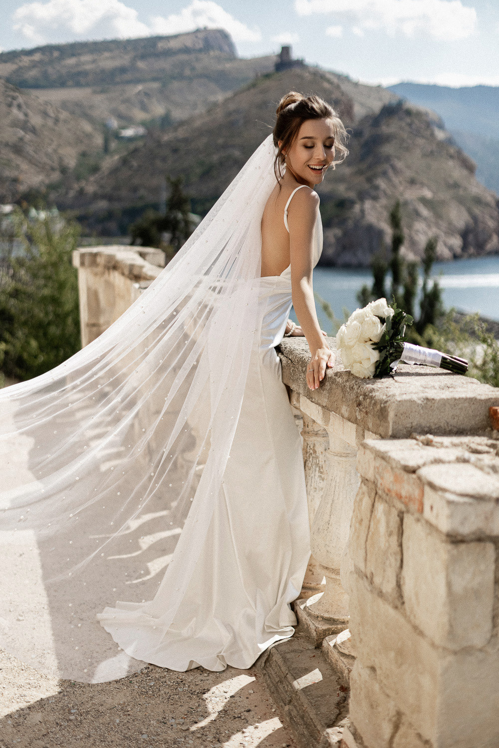 Свадебная фотосессия в Крыму — свадебные фотосессии в Севастополе Ялте. Свадебный фотограф, фотосъемка в Крыму, Севастополе, Симферополе, Ялте