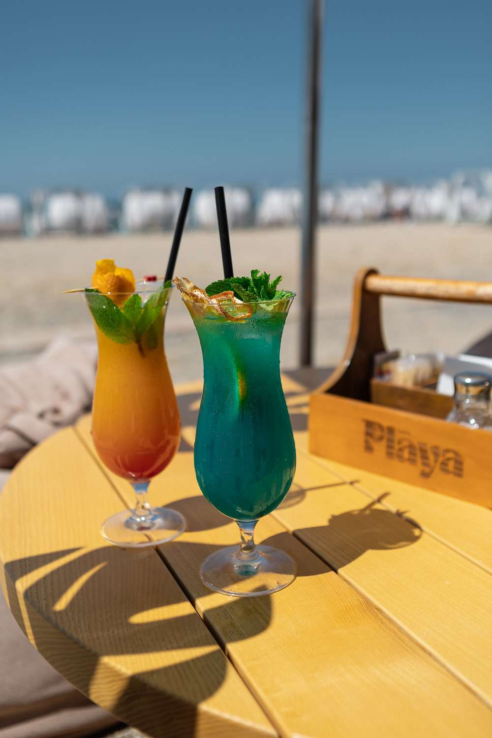 Playa & Corsica — пляжные рестораны в Евпатории. Свадебный фотограф, фотосъемка в Крыму, Севастополе, Симферополе, Ялте