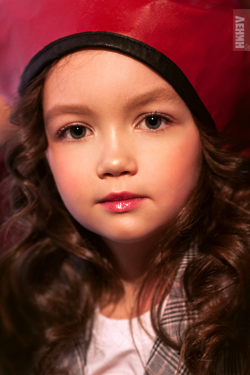 Estet Fashion Week 2018.04.11. Сергей Ленин