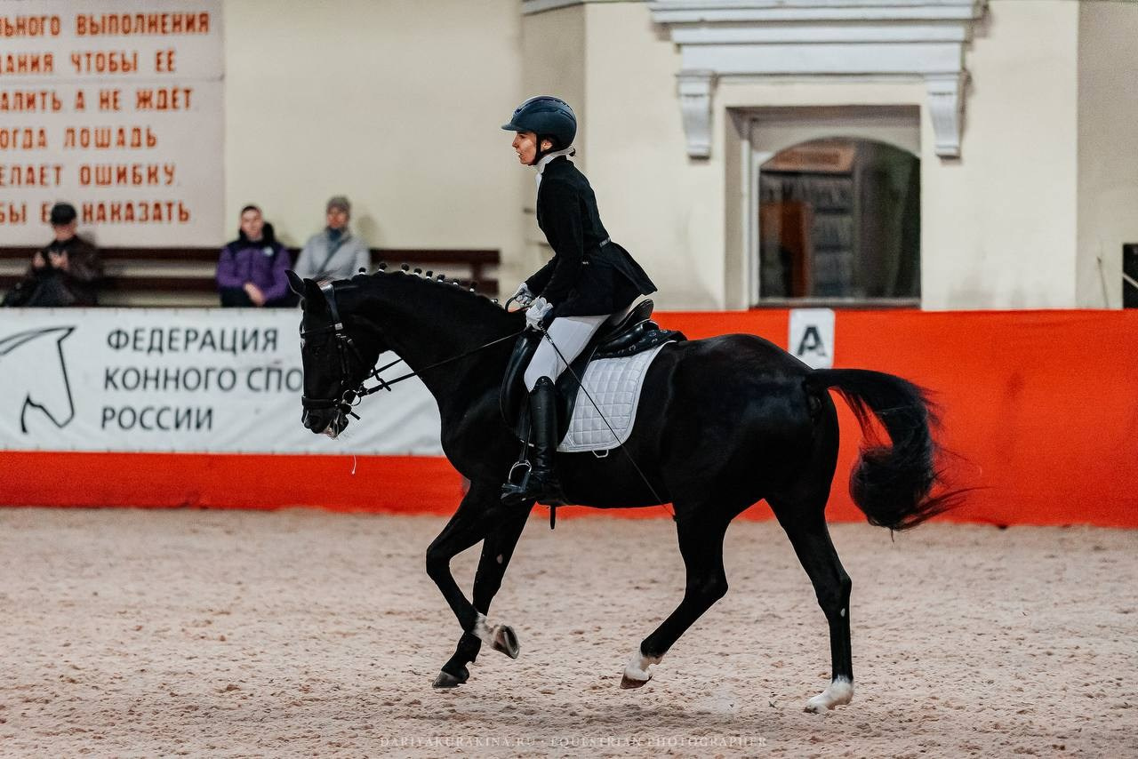 ОСЕННИЙ КУБОК КЦ «ИЗМАЙЛОВО», тренерская дуэль 5 этап. Куракина Дарья • Конный фотограф