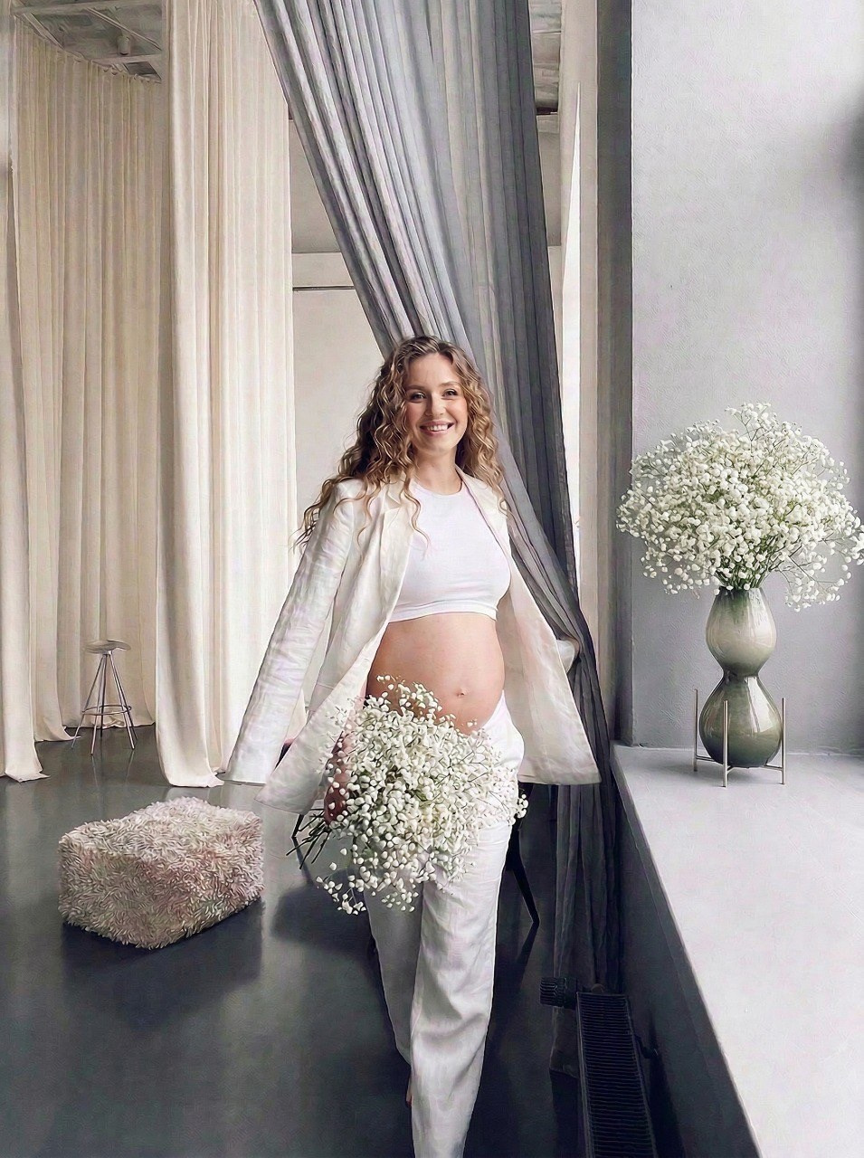 Фото встреча «Два сердца» — фотосессия беременности все включено. Фотограф на роды в Москве. Фото и видео родов. Фотопроект «Продолжение рода»