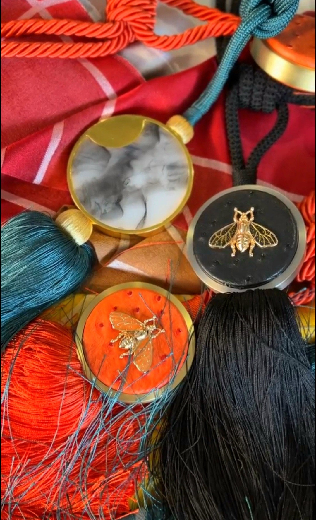 Портьеры для дома Шторы для спальни Римские шторы тюль бархат. Студия интерьерных решений SUNHOUSE. Натяжные потолки, шторы, текстиль