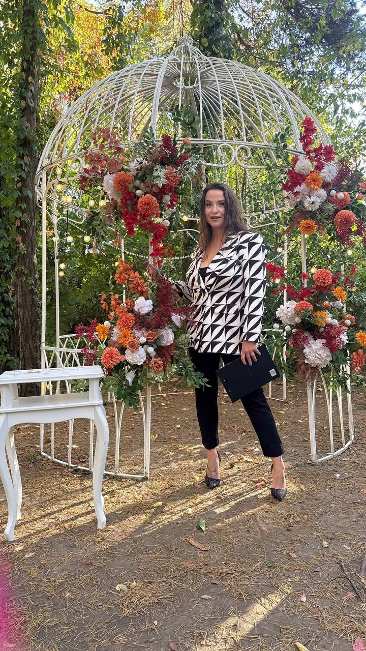 Ведущая Кэбш. Подрядчики и друзья сети свадебных площадок House for wedding