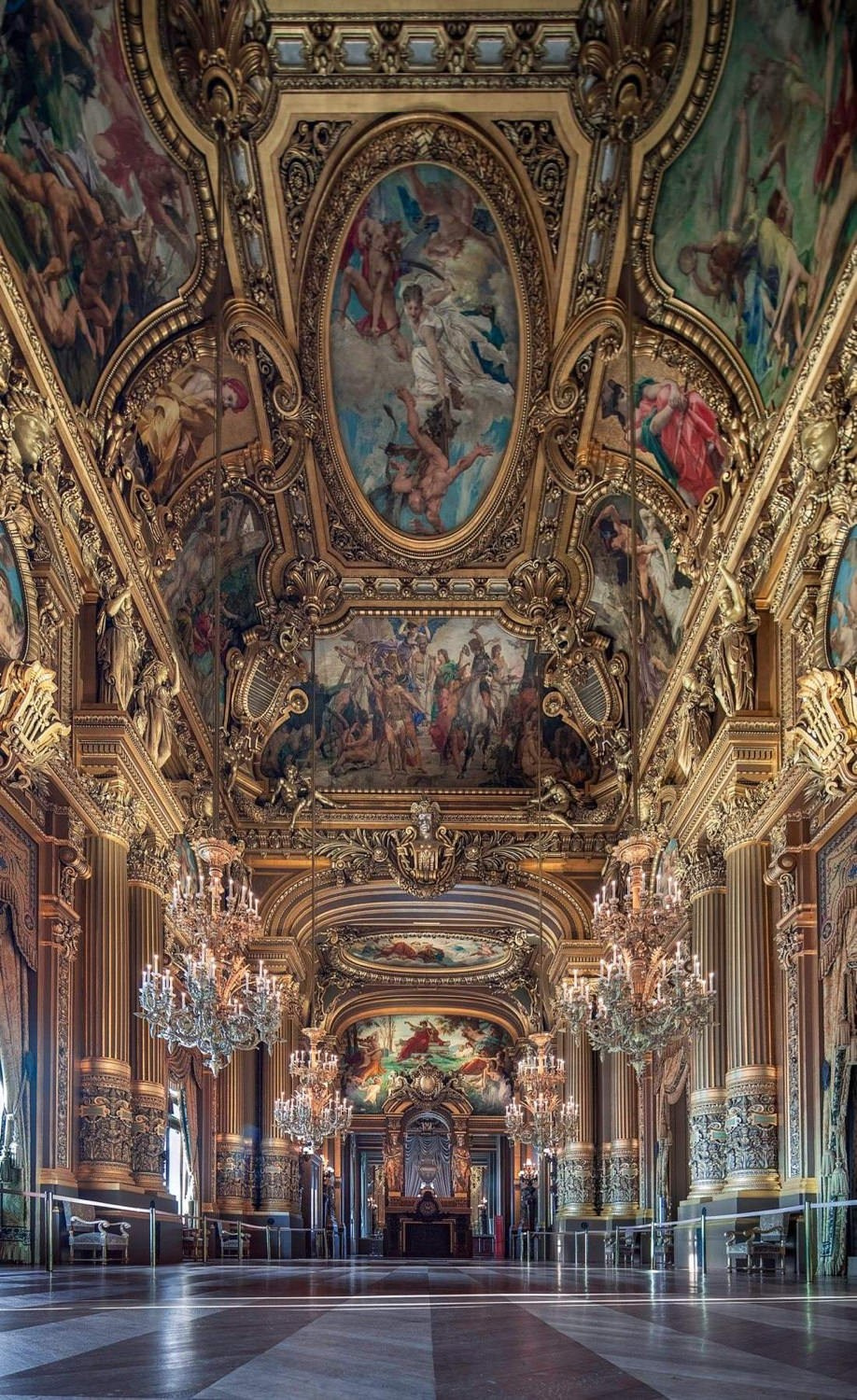 Look Up. Вадим Щербаков | архитектурный фотограф