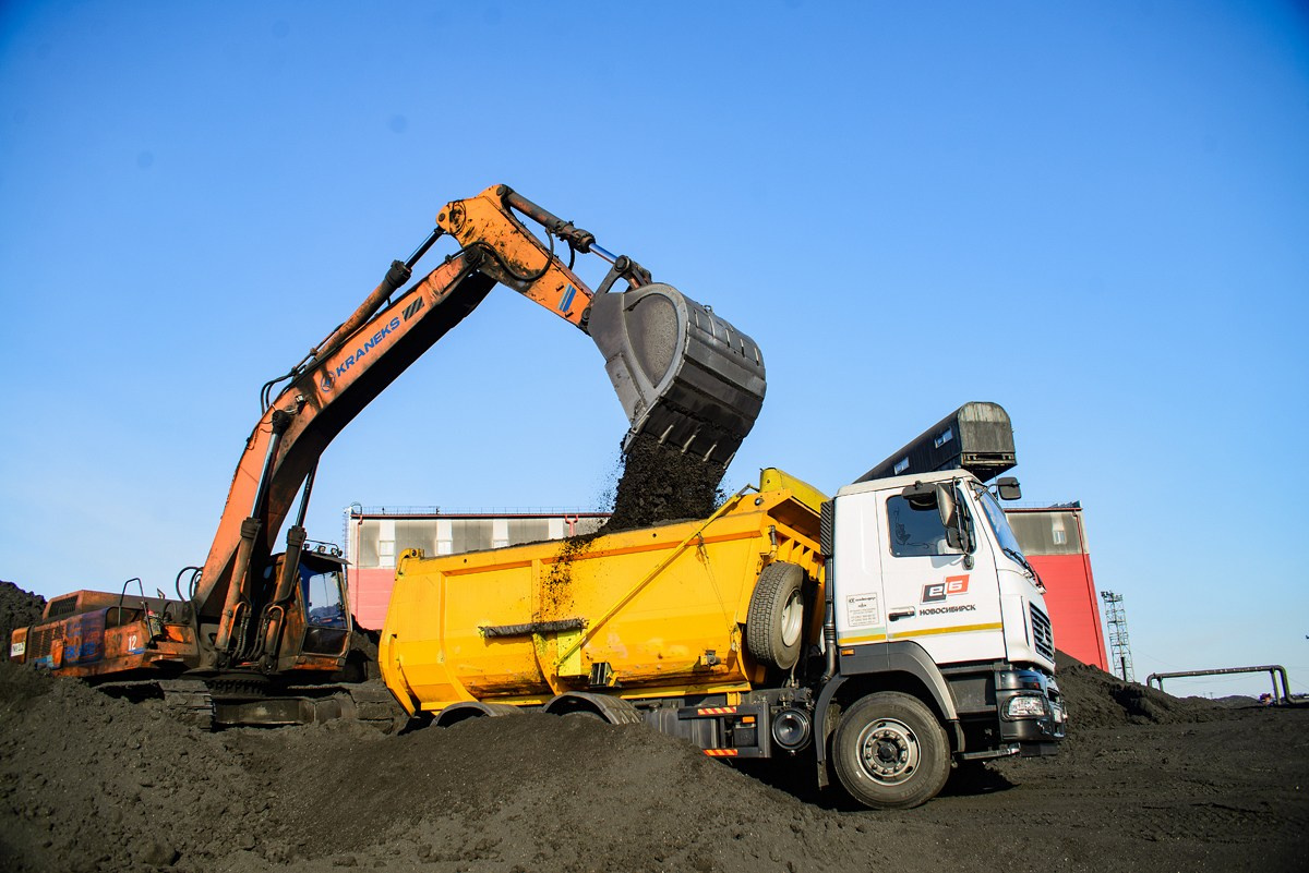СИБАНТРАЦИТ угольный разрез. Фотограф Сергей Сергеев