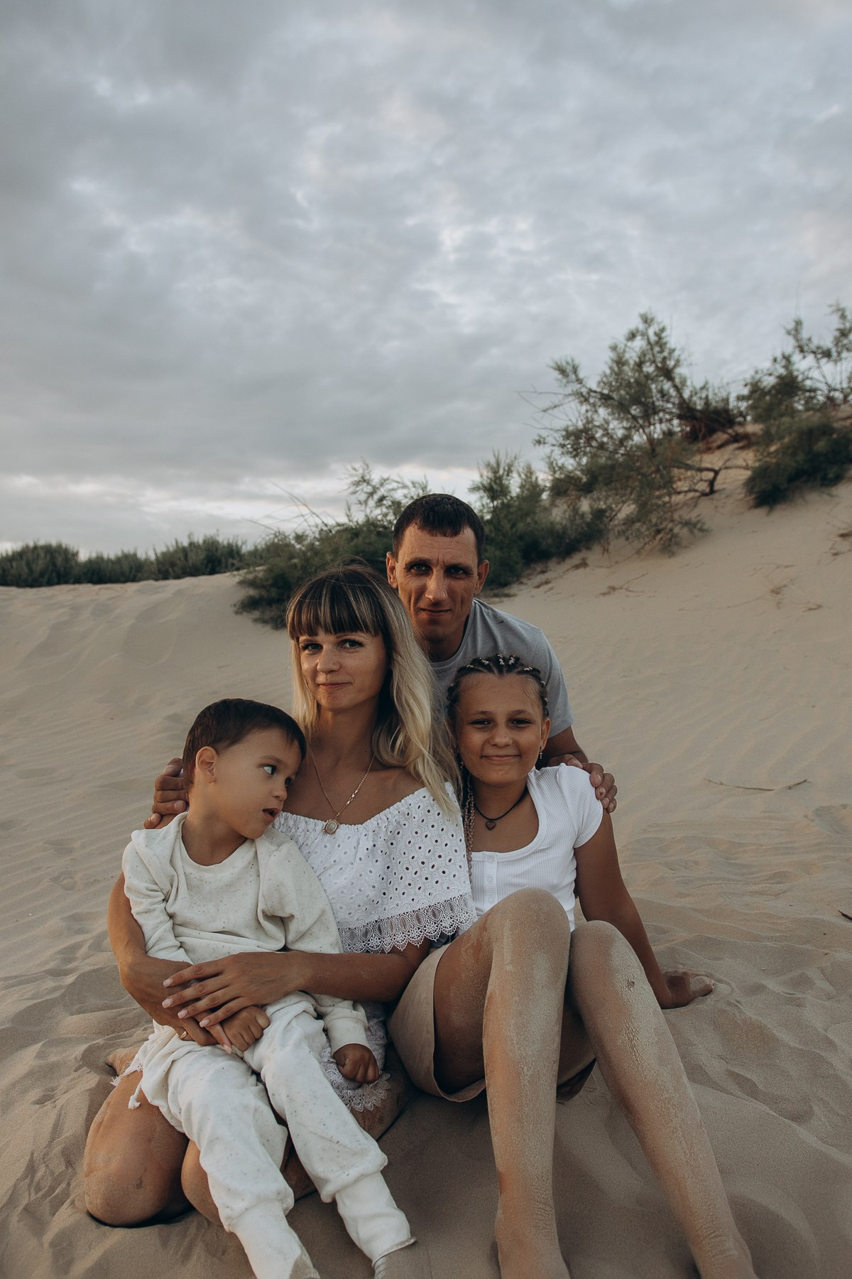 Наташа, Степан, Вика и Максим — на память о синем море и теплом песке. Семейный фотограф Новороссийск, Анапа, Геленджик — Юлия Давыдова