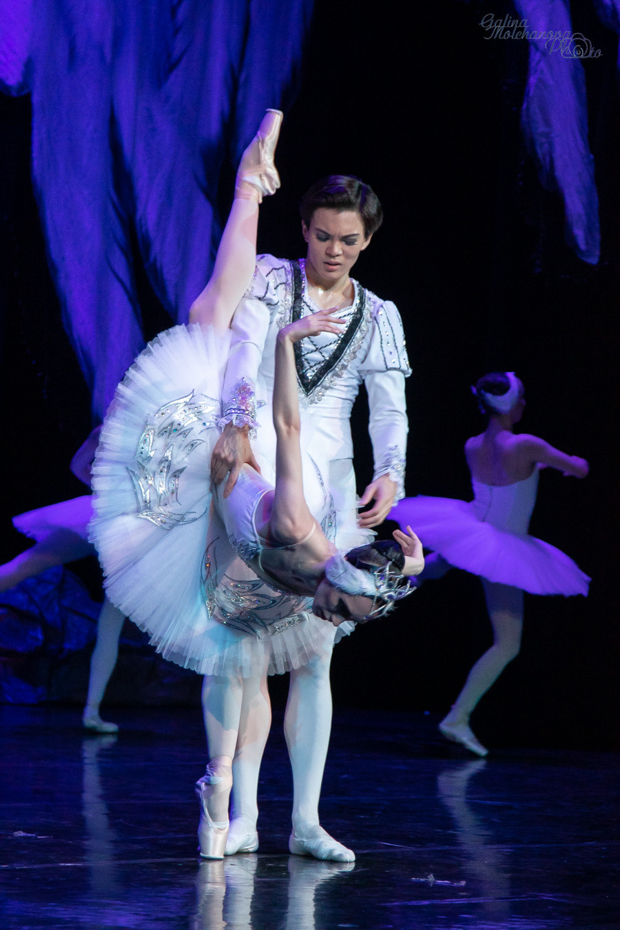Летние Балетные Сезоны. Лебединое Озеро. Балетный фотограф в Москве Галина Молчанова