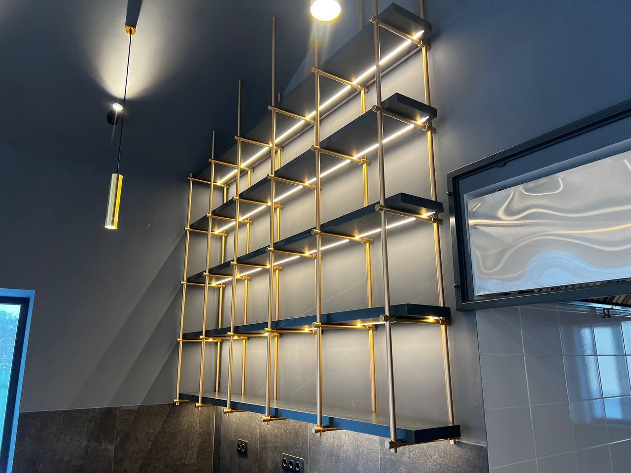 Кафе Дебри. Klauzevits Workshop