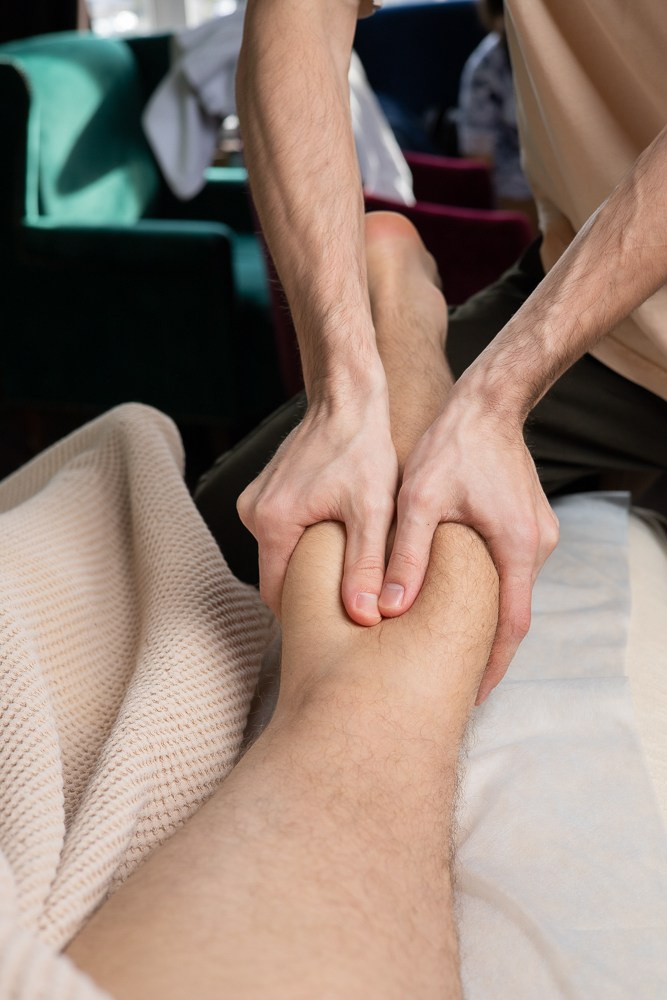 Массаж. Семейный и Свадебный фотограф в Сочи