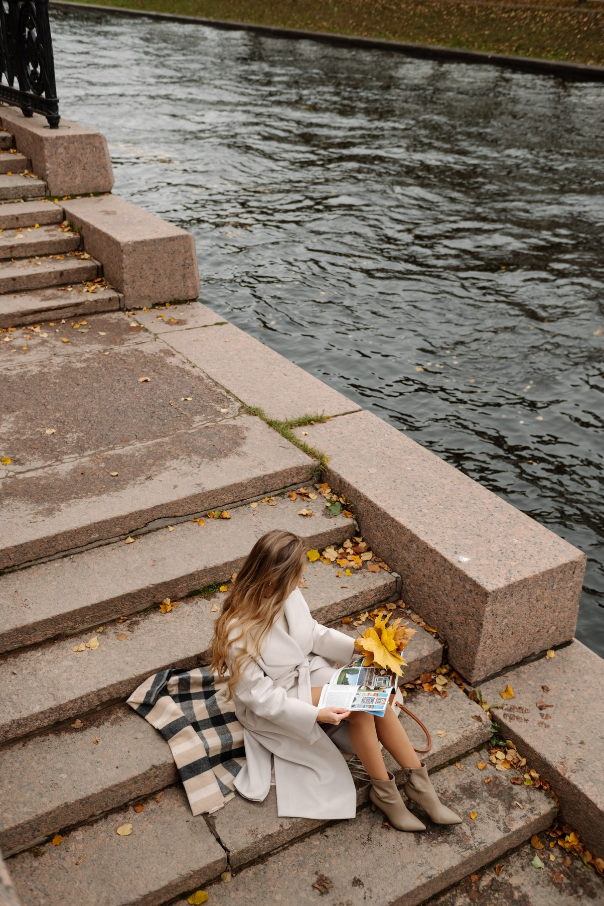 Осенняя фотосессия в Питере в Михайловском саду. Свадебный и сеейный фотограф в Санкт-Петербурге Елена Худякова