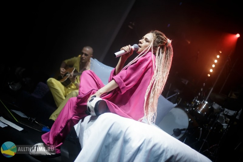 IOWA. Магия музыки в кадре: Концертная Фотография