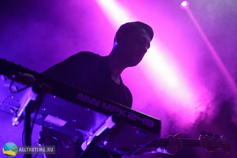 Tesla Boy. Магия музыки в кадре: Концертная Фотография