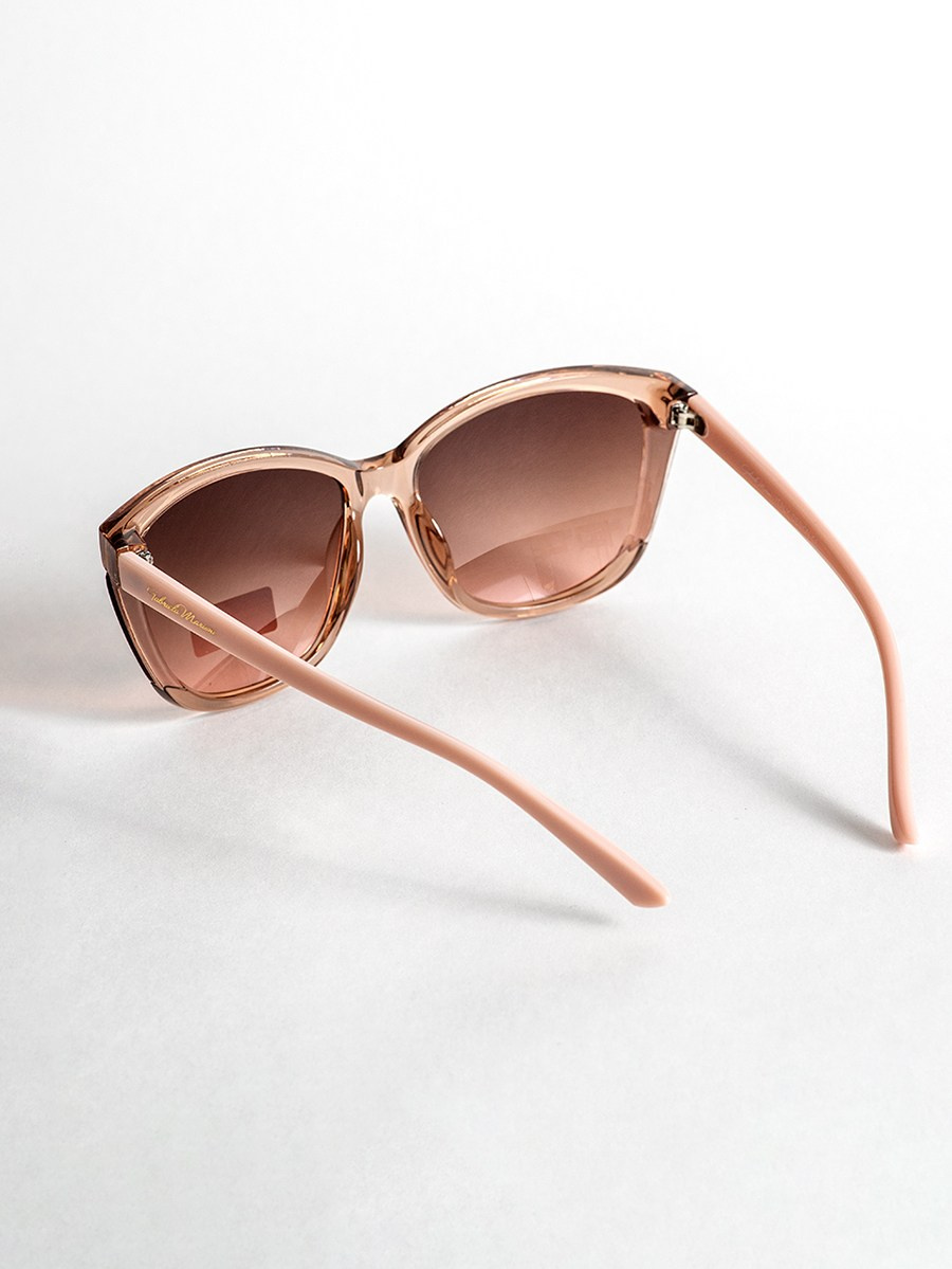 Съемка солнцезащитных очков. Фотограф в Санкт-Петербурге