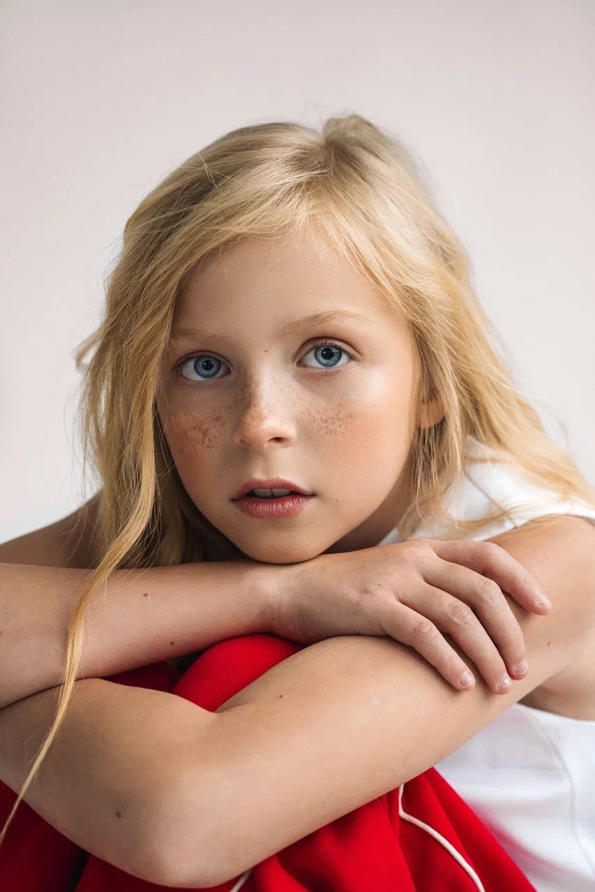 Шварц Аделина 9 ЛЕТ 140 СМ. Детское модельное агентство Musthave agency. База профессиональных моделей