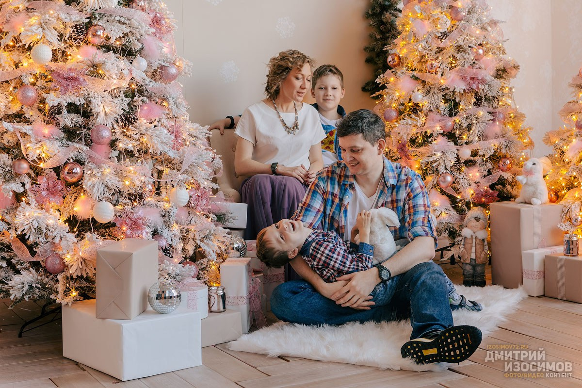 Семейная новогодняя фотосессия