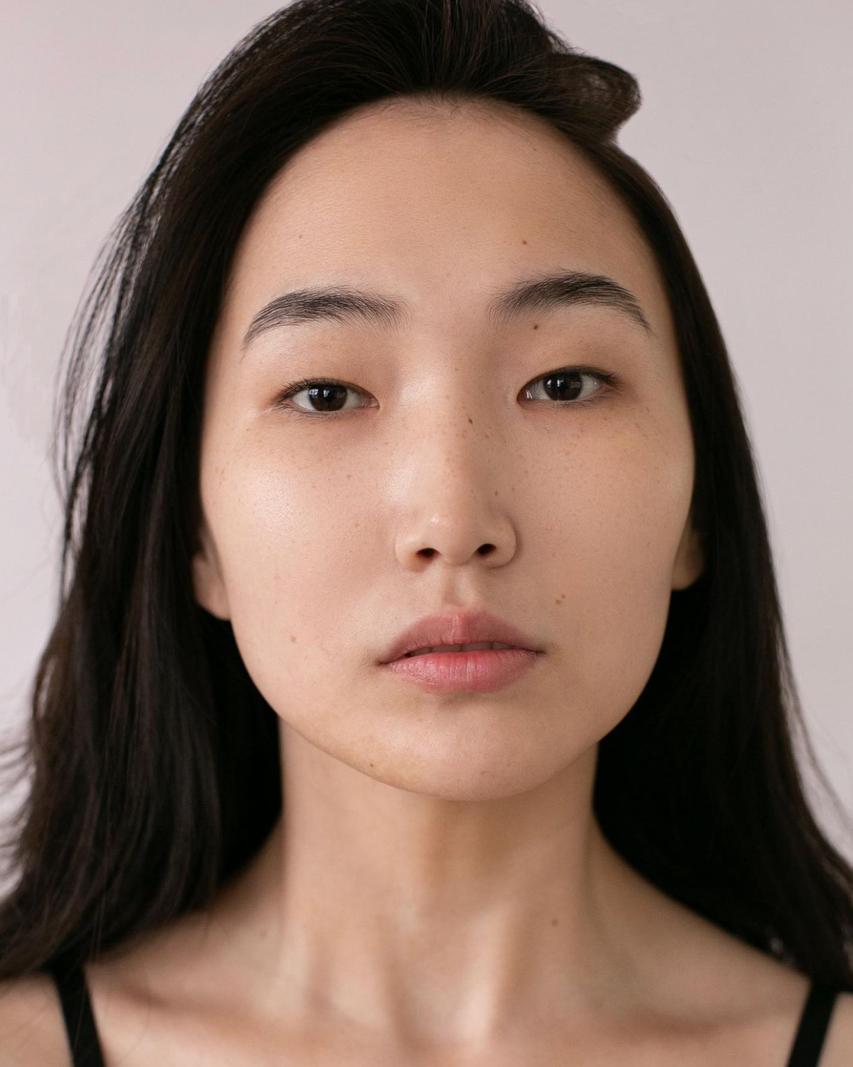 Чаяна. Коммерческий контент фотограф для маркетплейсов в Новосибирске