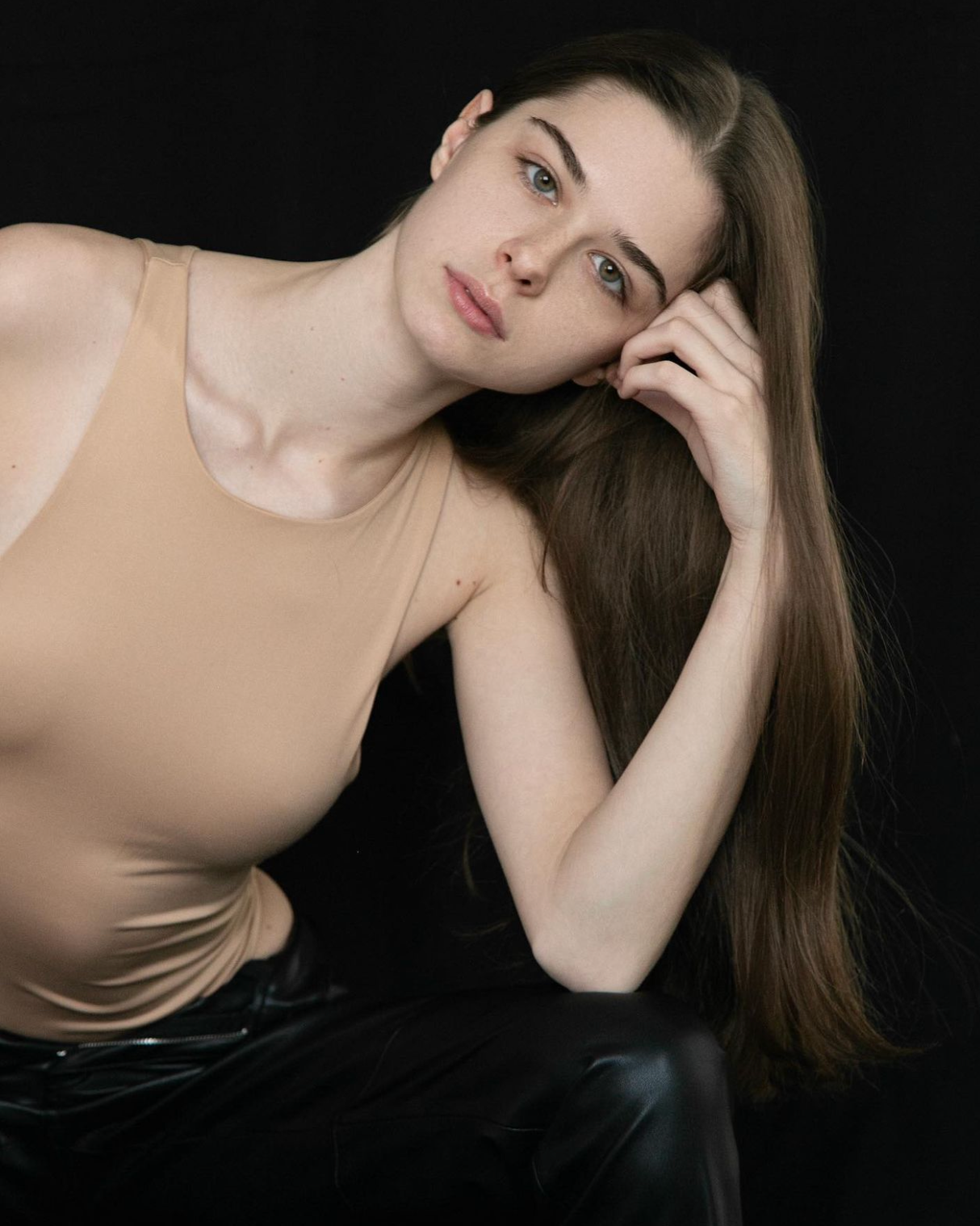 Даша. Коммерческий контент фотограф для маркетплейсов в Новосибирске