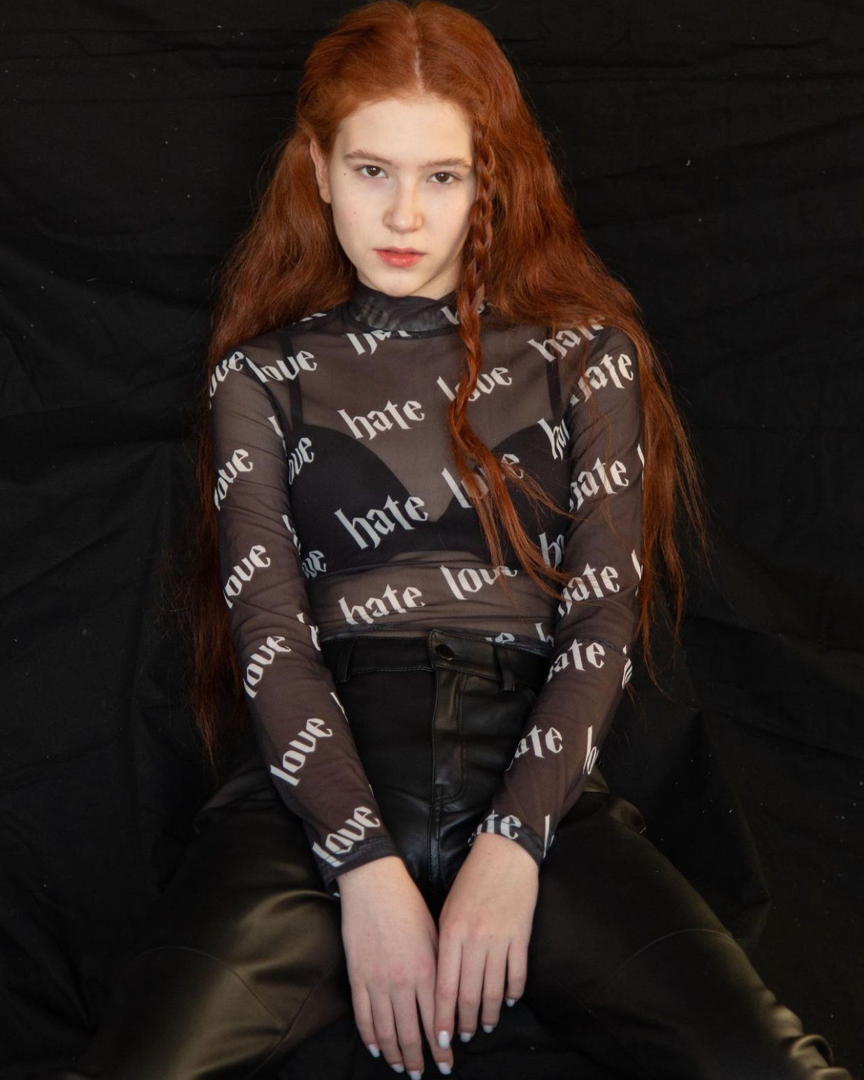 Соня. Коммерческий контент фотограф для маркетплейсов в Новосибирске