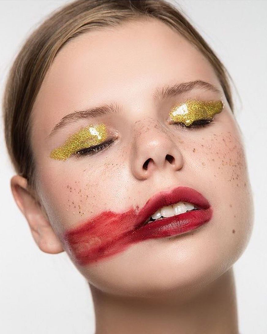 Бьюти. Коммерческий контент фотограф для маркетплейсов в Новосибирске