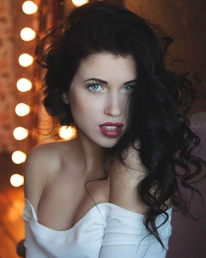 …. Коммерческий контент фотограф для маркетплейсов в Новосибирске