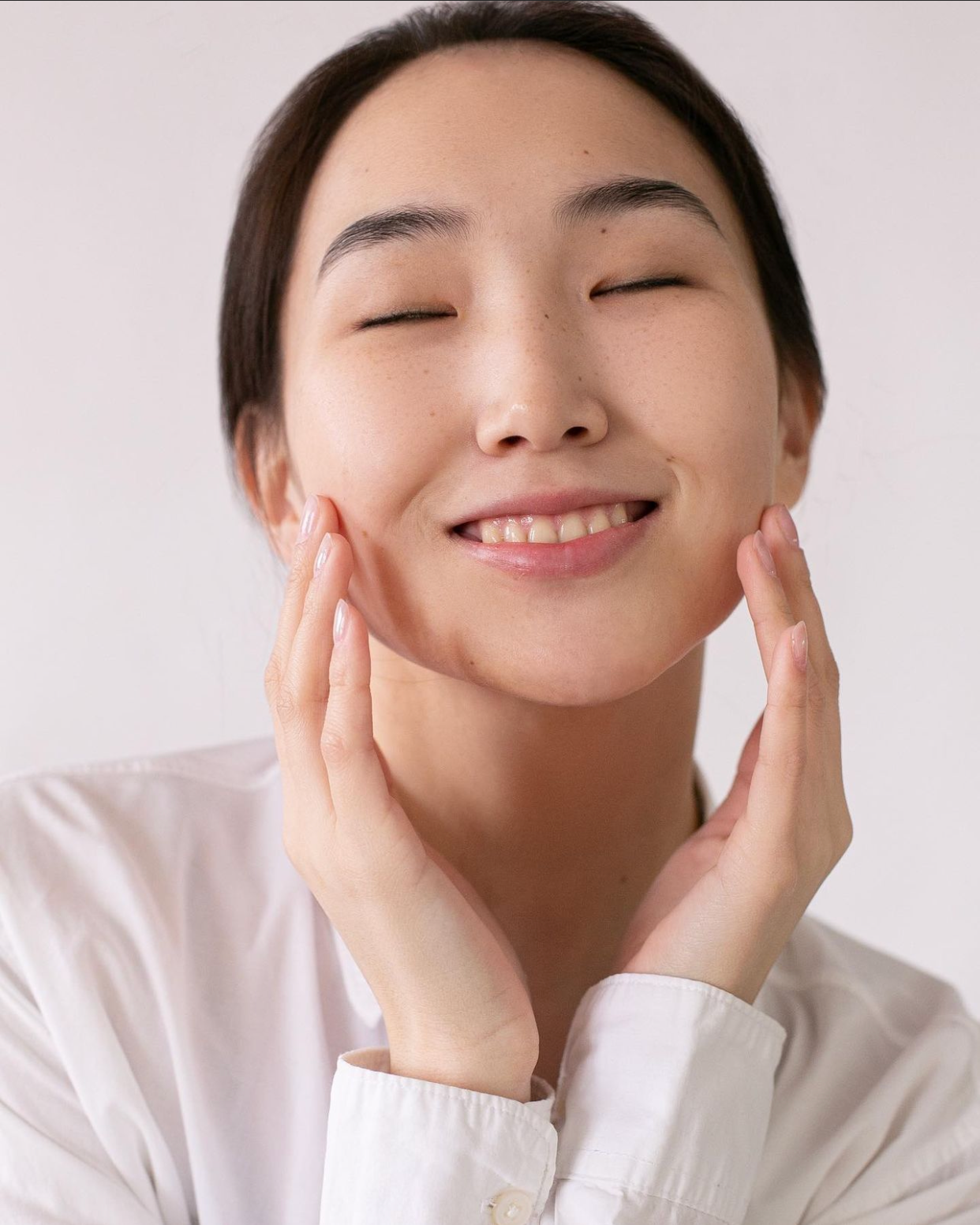 Чаяна. Коммерческий контент фотограф для маркетплейсов в Новосибирске