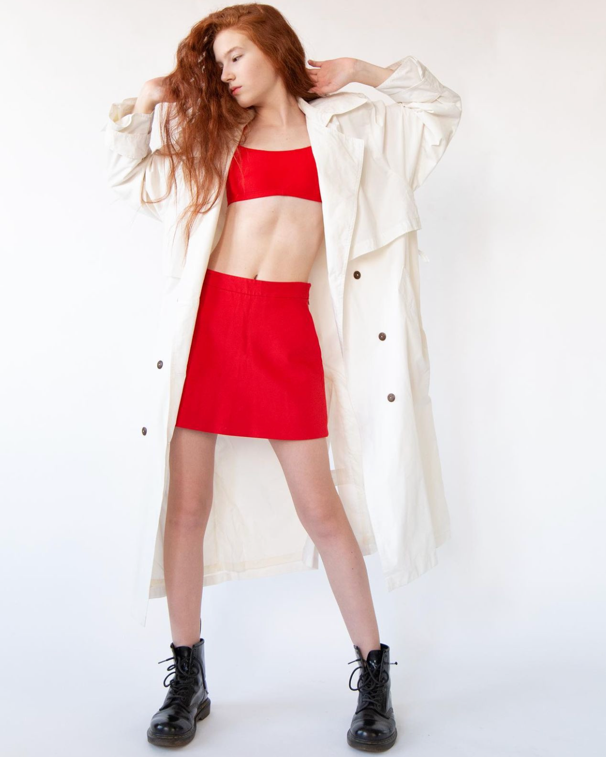 Соня. Коммерческий контент фотограф для маркетплейсов в Новосибирске