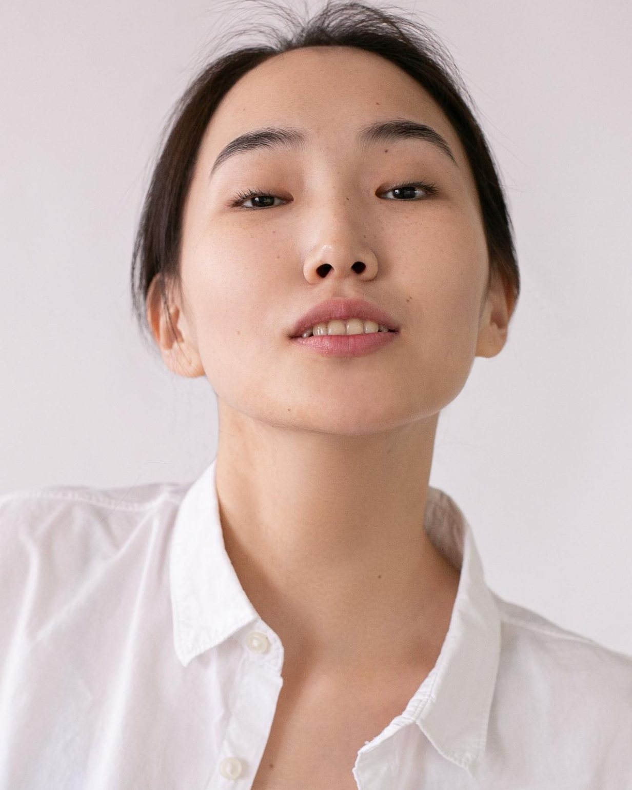 Чаяна. Коммерческий контент фотограф для маркетплейсов в Новосибирске