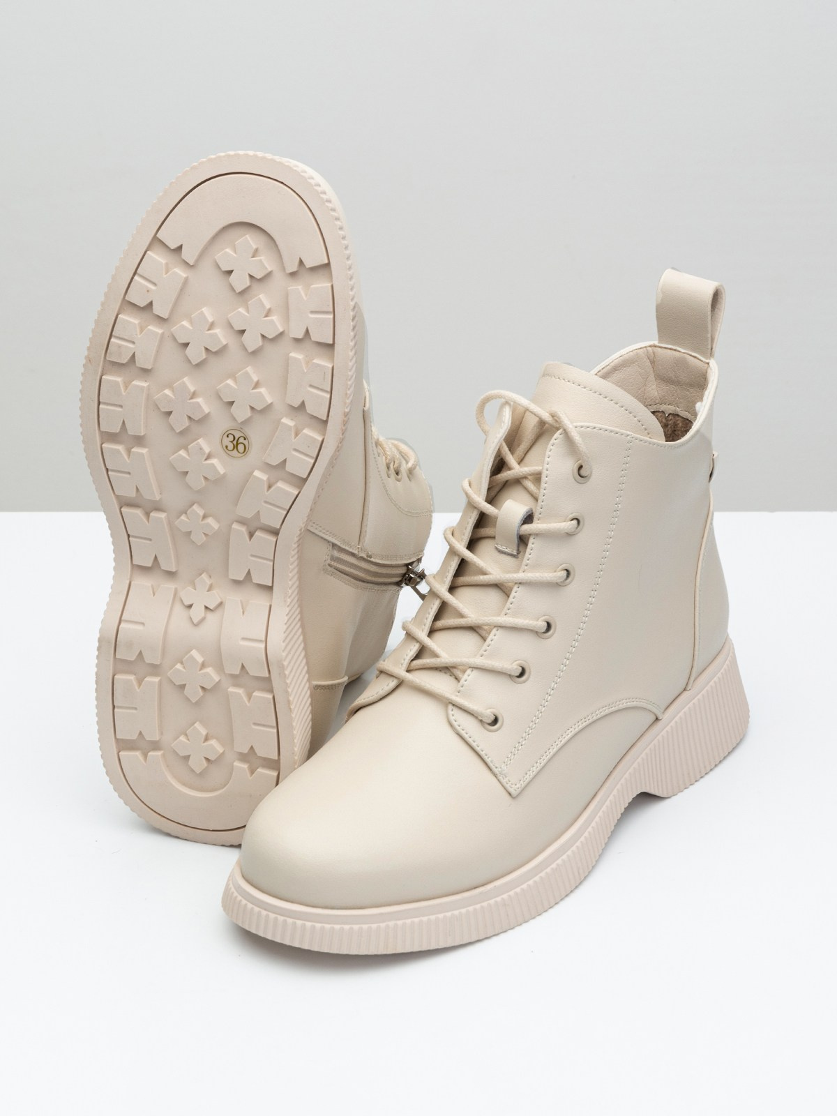 Обувь. Сборные фотосъёмки в Москве. фотосессии одежды.фотограф