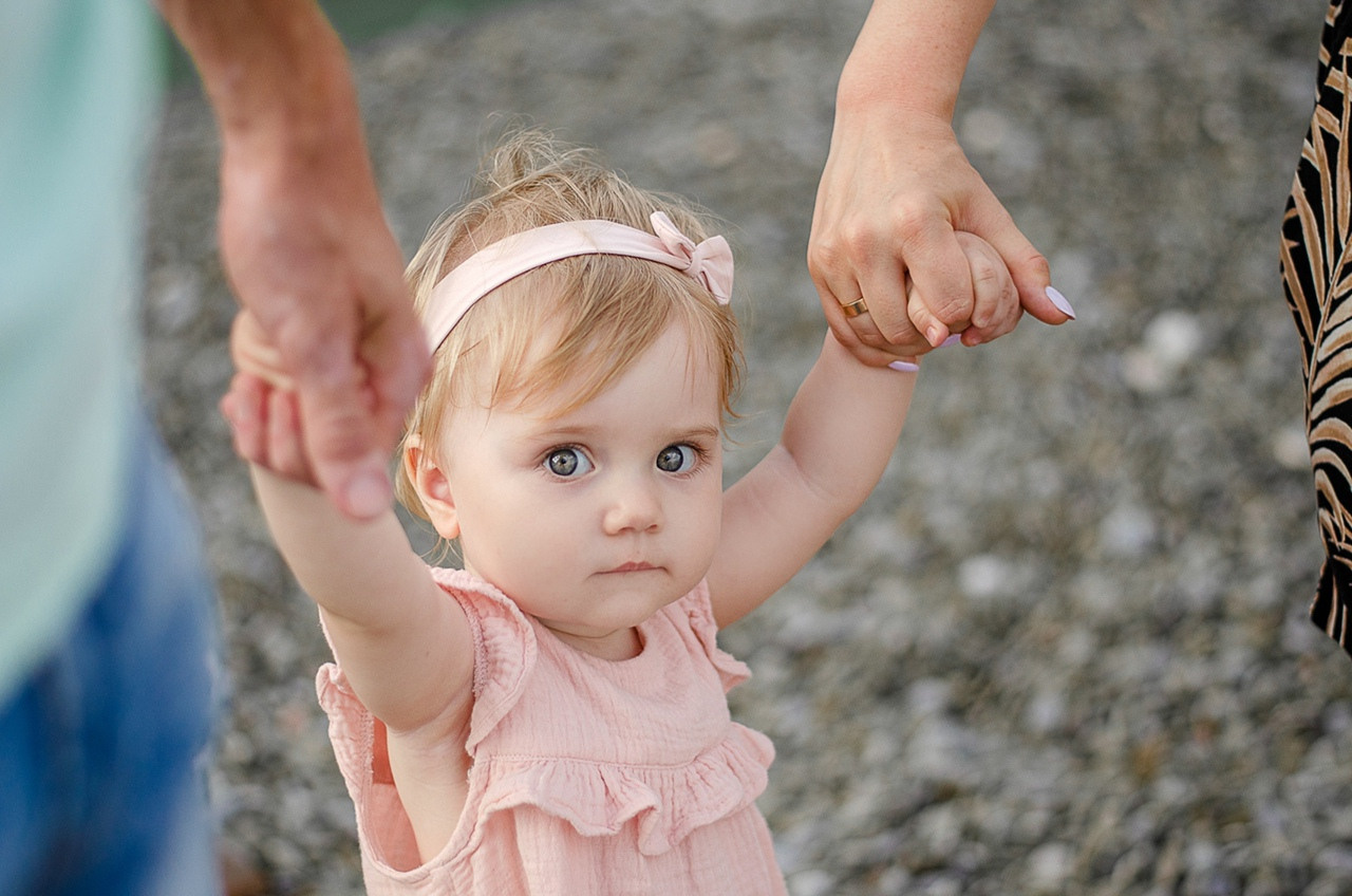 Семейная фотосессия на берегу моря. Семейный фотограф ЕЛЕНА ШАФИГУЛИНА