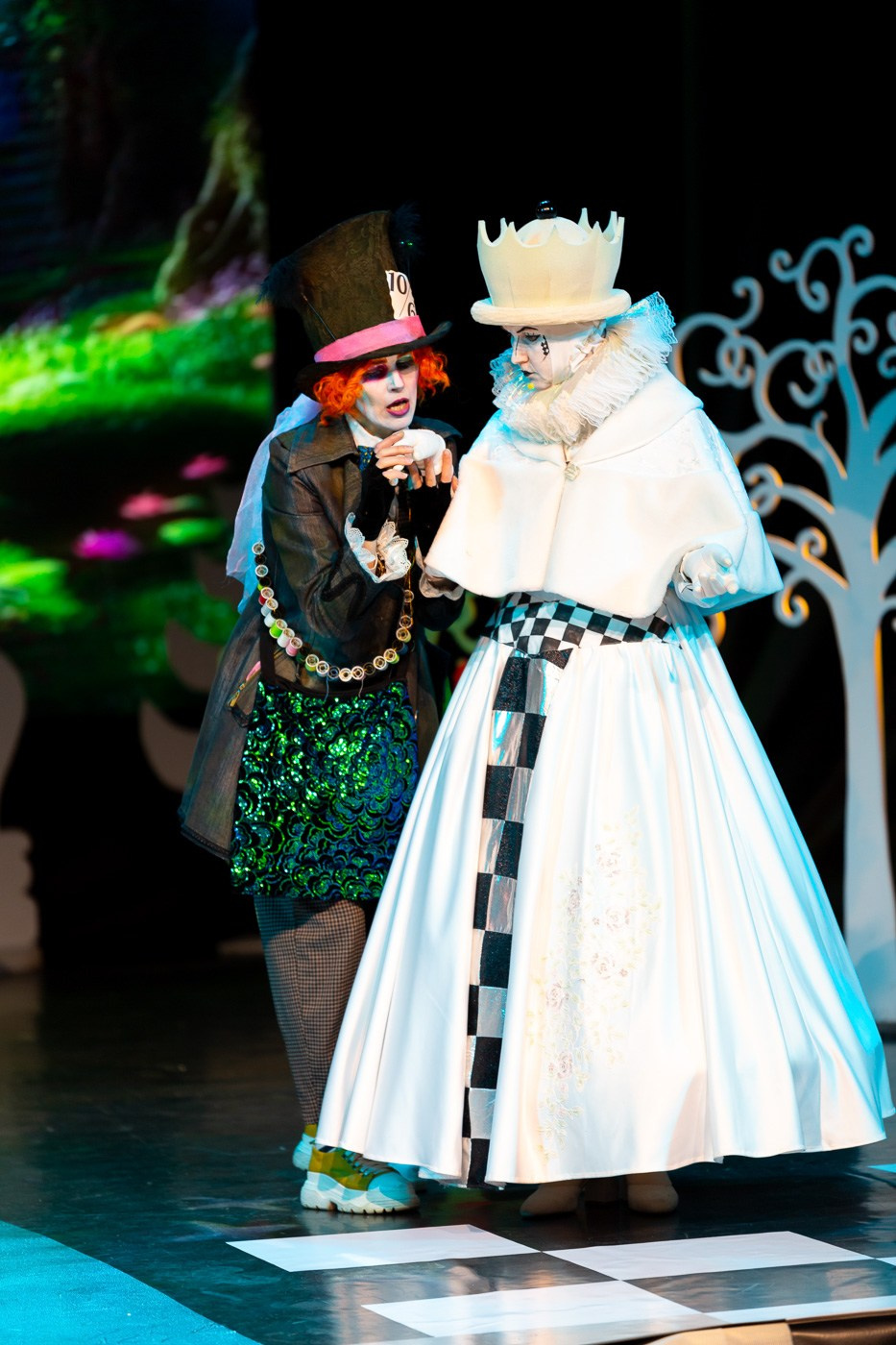 Спектакль в Доме культуры. Андрей Кровлин — фотограф в Славянке