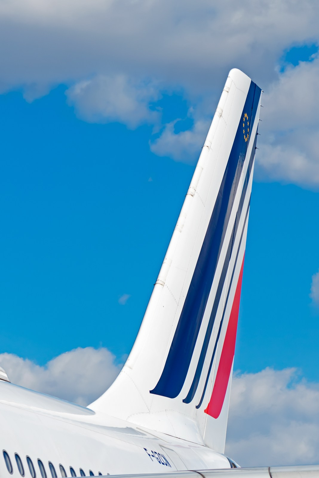 Авиация: самолеты, вертолеты, небесные зарисовки. От прошлого к будущему авиации через фотографию