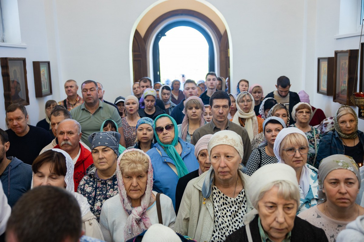 Архиерейское Богослужение в Неделю 4-ю по Пятидесятнице. Саратовское Северо-Западное благочиние