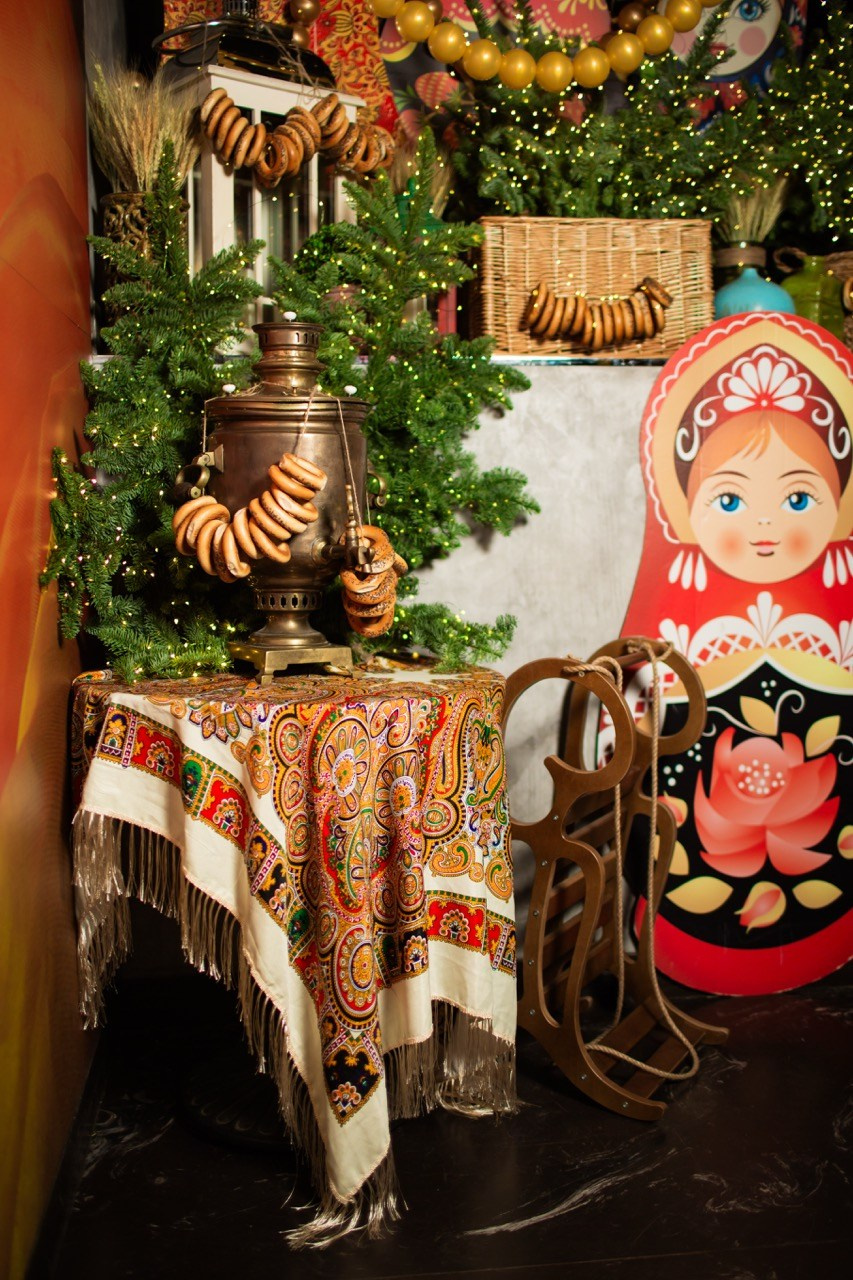 LЮSTRA bar 10.12.2025. Московская кавер-группа BankBand