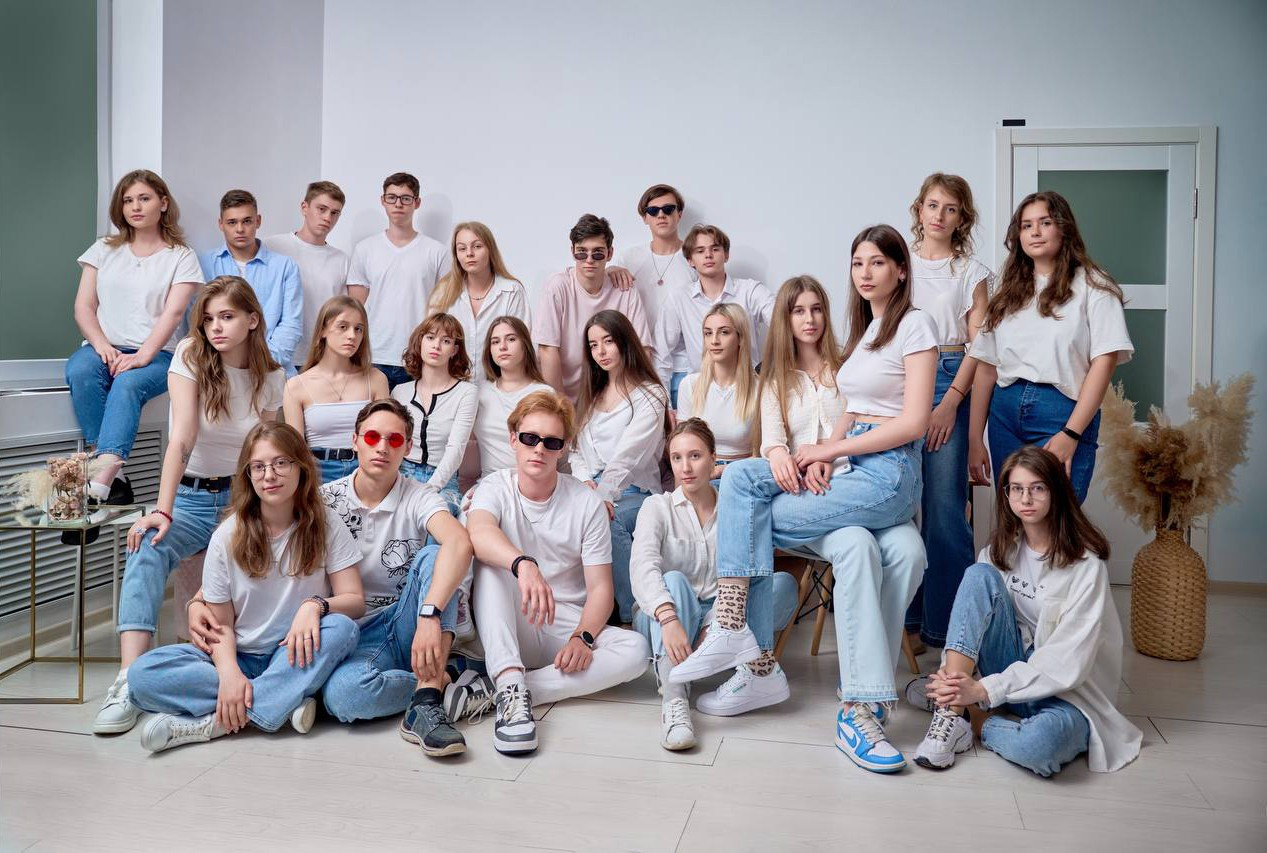 Единый стиль в одежде или тематический дресс код?