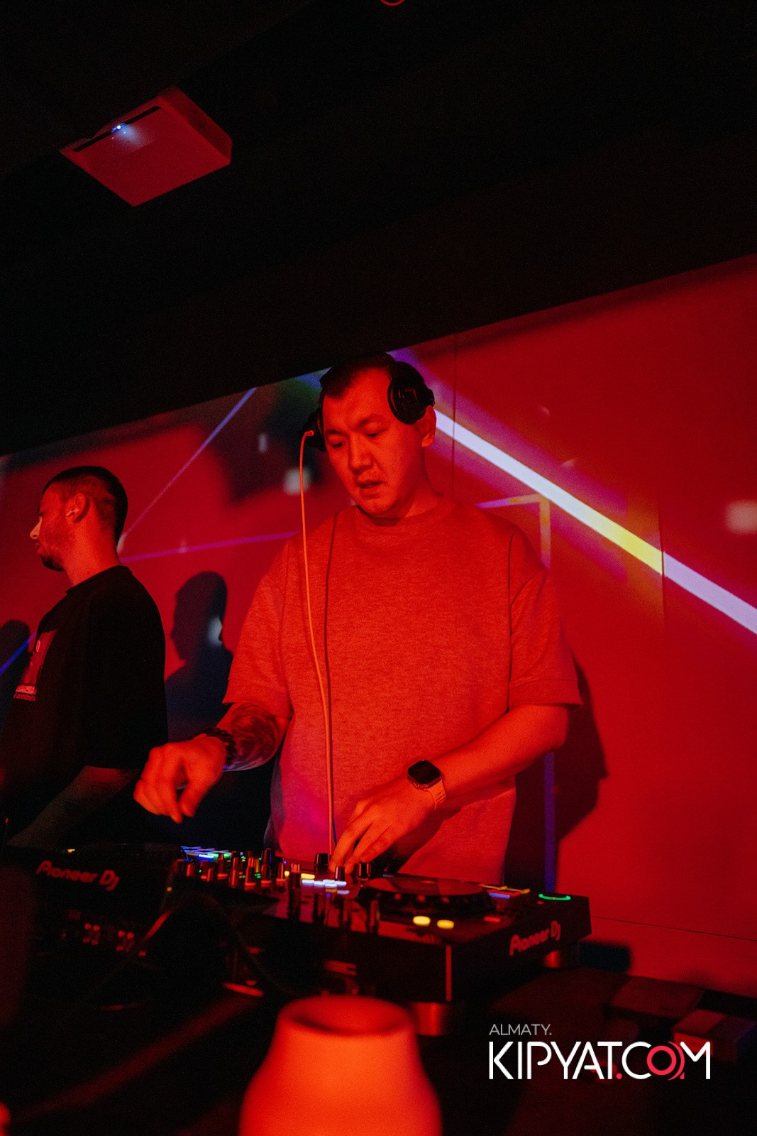 EVENT BAR. КИПЯТКОМ АЛМАТЫ!