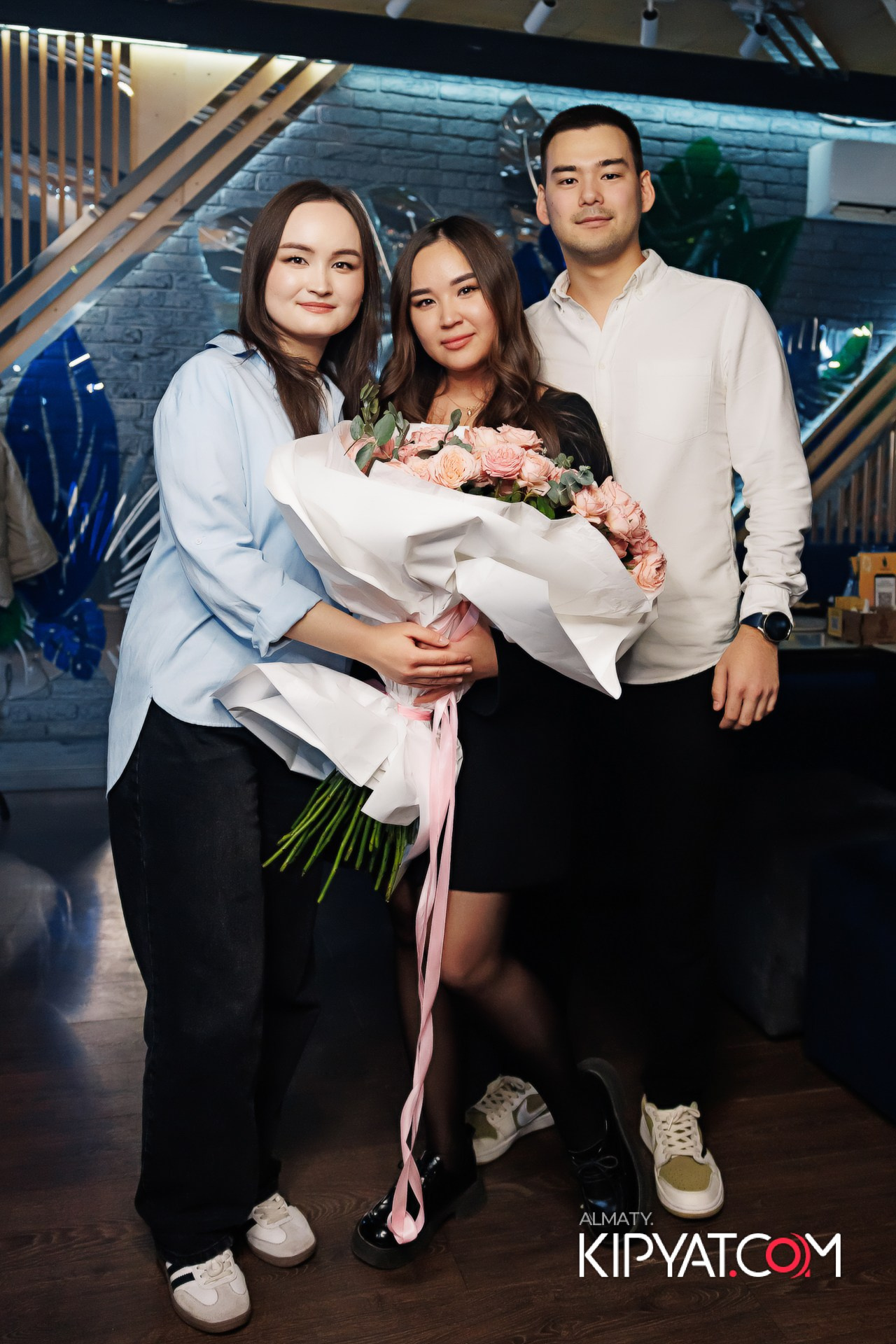 УХО И МЕДВЕДЬ НА ГАГАРИНА. КИПЯТКОМ АЛМАТЫ!