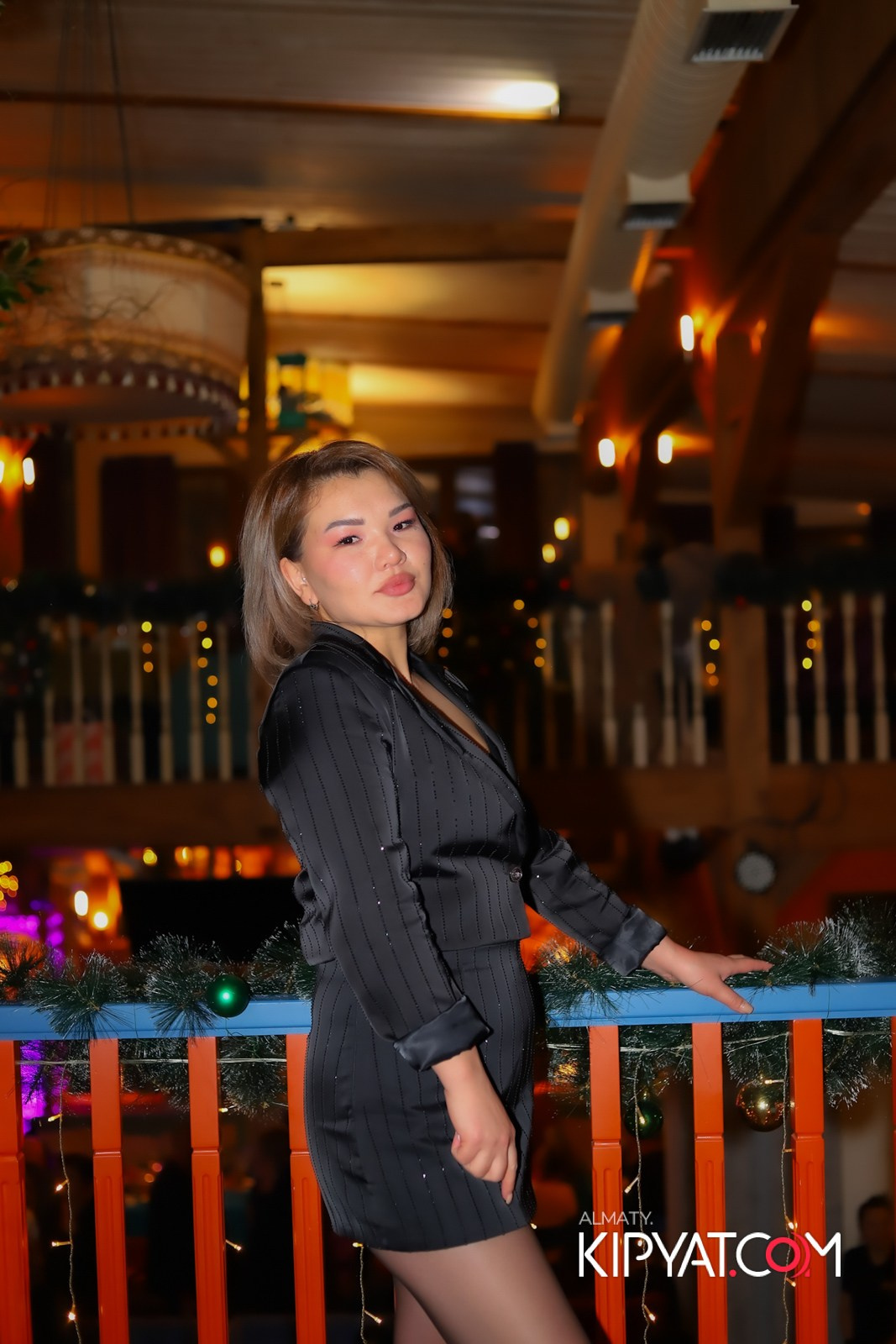 ГРУЗИНСКИЙ ДВОР НА КАБАНБАЙ БАТЫРА. КИПЯТКОМ АЛМАТЫ!